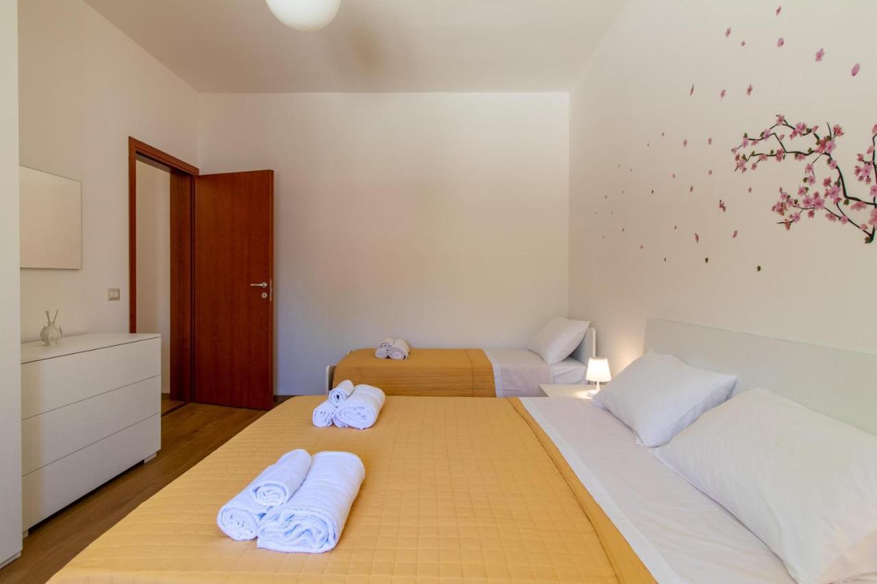 Casa vacanza i due ulivi Modica Esterno foto