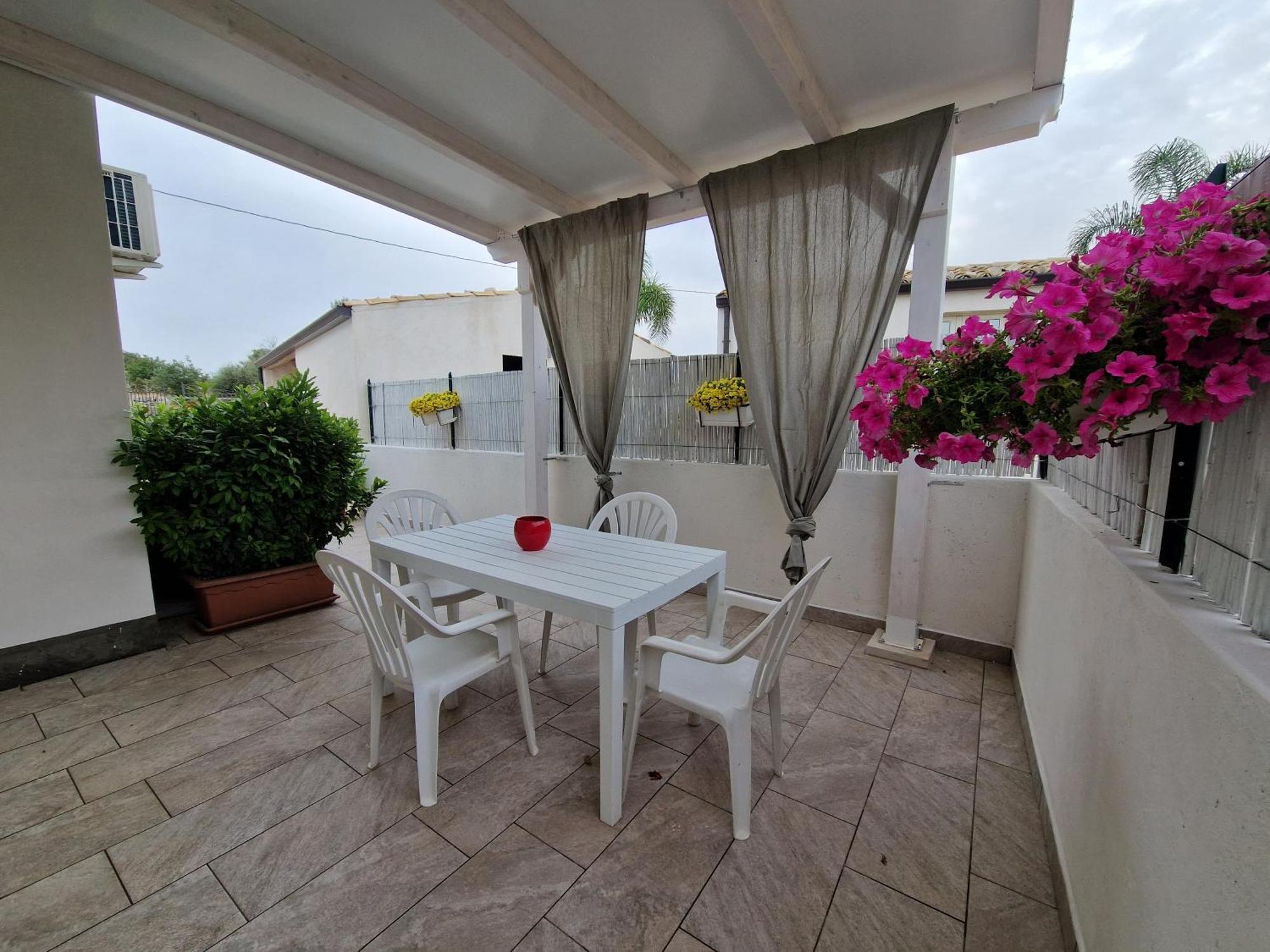 Casa vacanza i due ulivi Modica Esterno foto